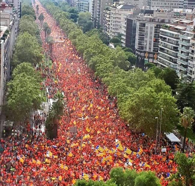 Στους δρόμους ένα εκατομμύριο Καταλανοί - Ζητούν ανεξαρτησία
