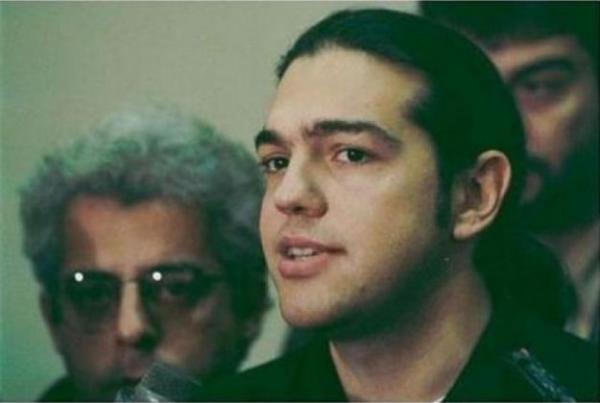 Οταν ο Τσίπρας διαδήλωνε κατά των ΗΠΑ – Σήμερα τους υποδέχεται ενθουσιασμένος