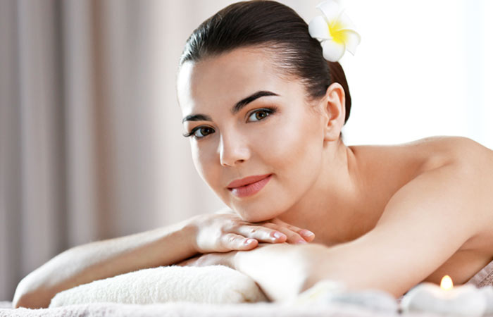 Πέντε φυσικά υλικά για να απαλλαγείτε από τους μαύρους κύκλους