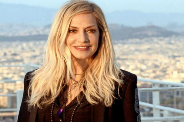 Πασίγνωστη σταρ βάζει πλώρη για… ευρωβουλευτής