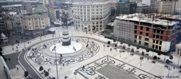 NZZ: «H “Μακεδονία” αλλάζει σύντομα όνομα»