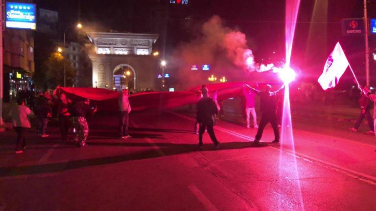 Πανηγύρια στα Σκόπια για την αποχή στο δημοψήφισμα