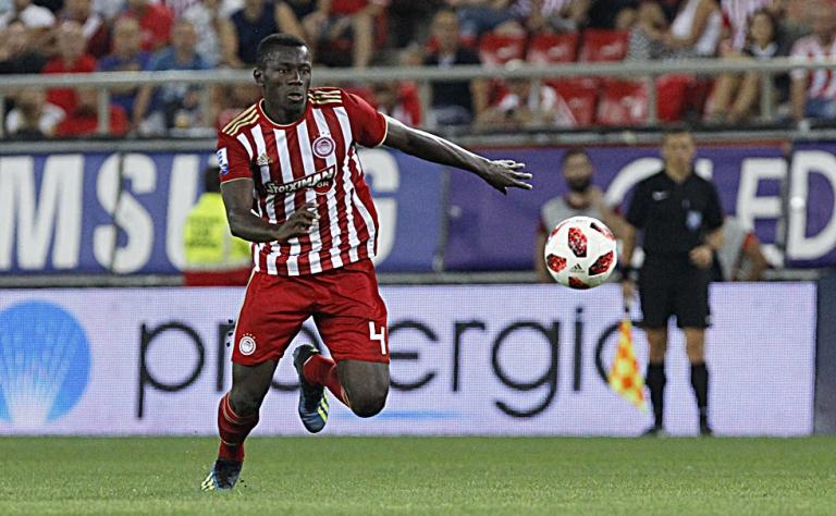 Τρέλανε τους συμπατριώτες του ο Καμαρά! [Εικόνες]