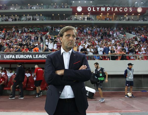 Ο Μαρτίνς τον βγάζει στο ξέφωτο