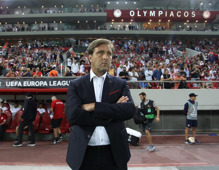 Ο Μαρτίνς τον βγάζει στο ξέφωτο