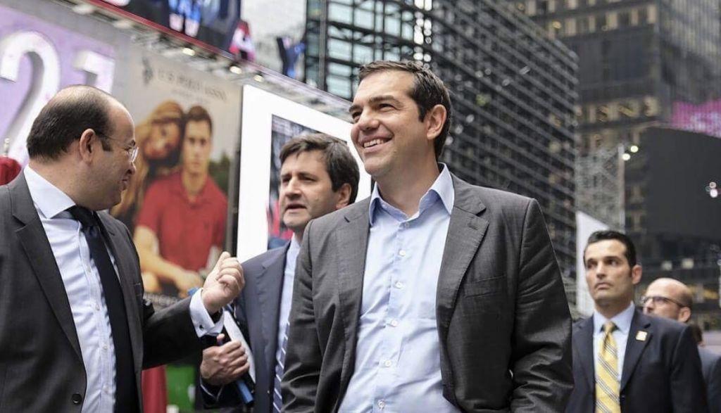 Η χώρα στον σκουπιδοτενεκέ