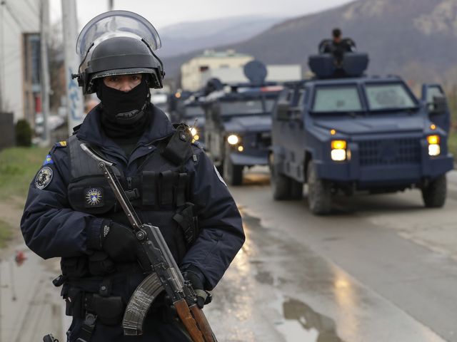 Σερβία: Αποχώρησε η αστυνομία του Κοσσόβου