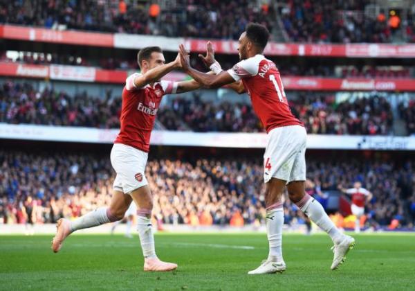 Η Άρσεναλ «καθάρισε» την Έβερτον σε τρία λεπτά