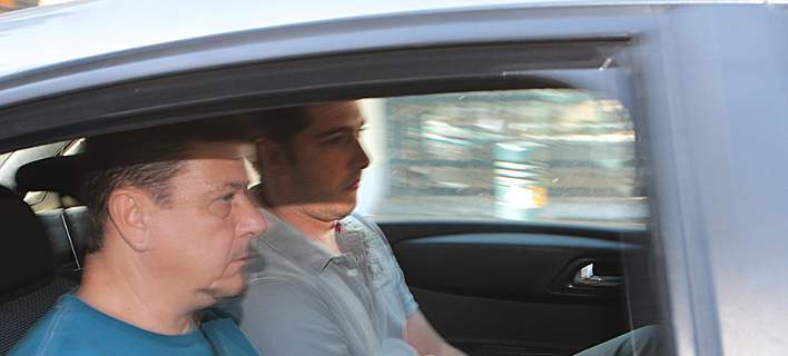 Επιστρέφει στη φυλακή ο Αριστείδης Φλώρος [Εικόνες]