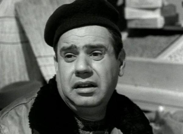 Γιάννης Γκιωνάκης : Παράτησε την ιατρική για να γίνει ηθοποιός