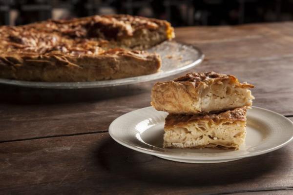 Παραδοσιακή Τυρόπιτα