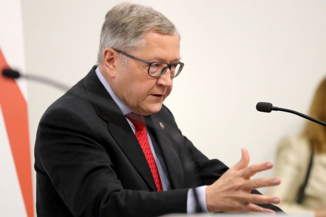 Ρέγκλινγκ σε κυβέρνηση: Εφαρμόστε τις περικοπές στις συντάξεις