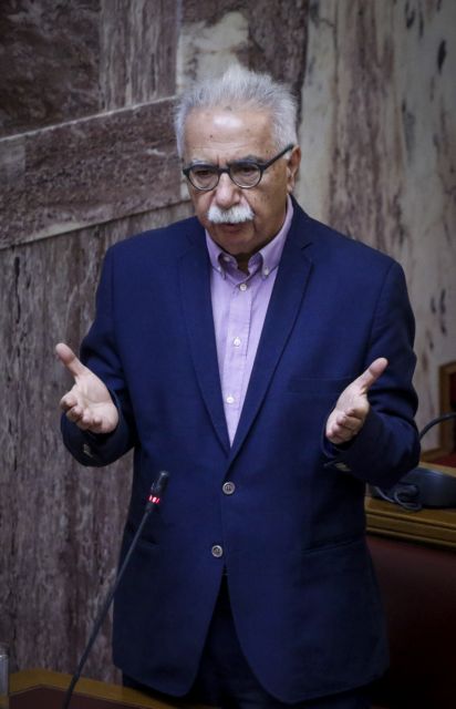 Γιατί ο Γαβρόγλου θέλησε να καταργήσει τα Λατινικά