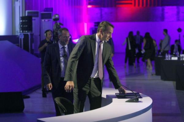 Οι γκρίζες ζώνες στις προτάσεις Μητσοτάκη για την οικονομία