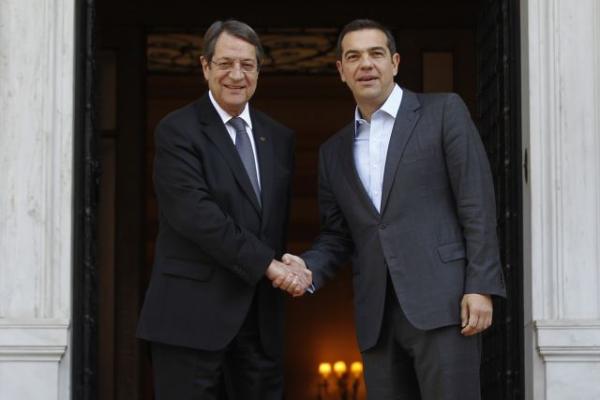 Στην Αθήνα ο Αναστασιαδής – Συνάντηση με Τσίπρα