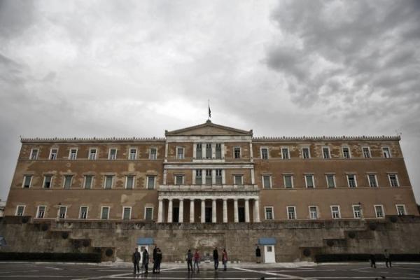 SZ: Αργή ανάπτυξη της ελληνικής οικονομίας