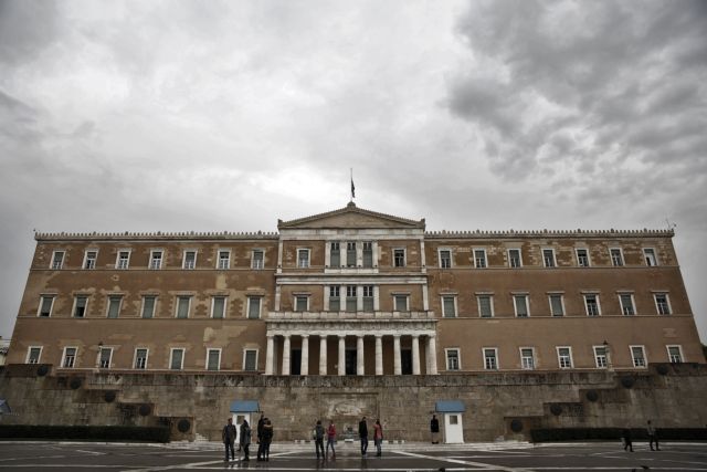 SZ: Αργή ανάπτυξη της ελληνικής οικονομίας