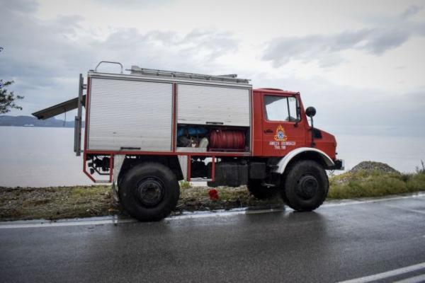 Νεκρός οδηγός στο Βραχάτι: Εγκλωβίστηκε από τα νερά και υπέστη καρδιακή προσβολή