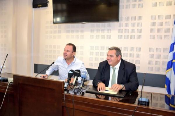 Αποδοκιμασίες κατά Καμμένου στην Ελευθερούπολη