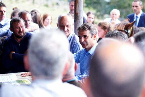 Άνοιγμα στο Κέντρο, το Ποτάμι και τους τεχνοκράτες