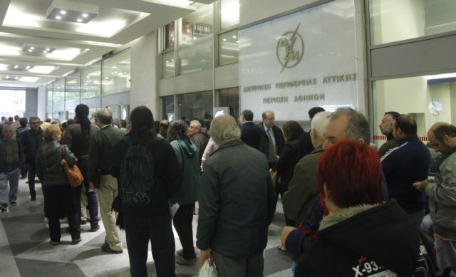 Δύο θάνατοι λόγω κατάρρευσης των δημοσίων δομών