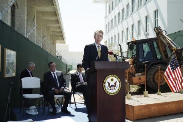 Pyatt underscores US –Greece military, economic ties ahead of TIF