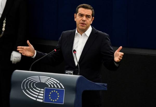 Financial Times: Ο Τσίπρας παγώνει περικοπές λόγω εκλογών