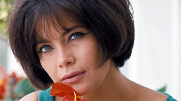 Τζένη Καρέζη: Η συγκινητική επιστολή με την οποία αποχαιρέτισε το κοινό της