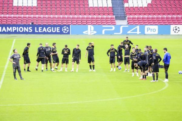 LIVE: Άγιαξ – ΑΕΚ 3-0 (τελικό)