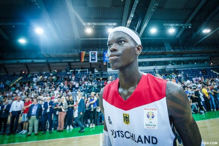 Δια χειρός του ρέκορντμαν Σρέντερ προκρίθηκε η Γερμανία, «πρωτάρα» η Τσεχία