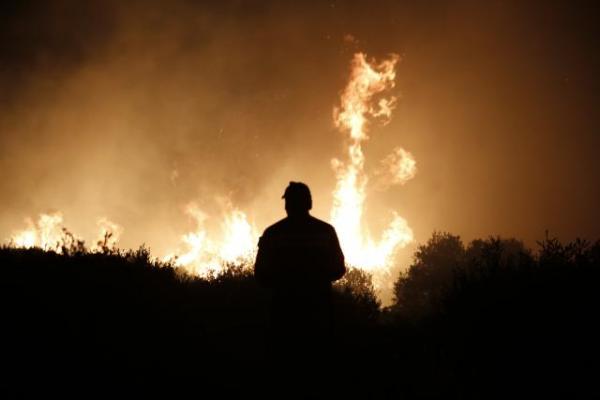 Αχαΐα: Φωτιά στην περιοχή του Αράξου