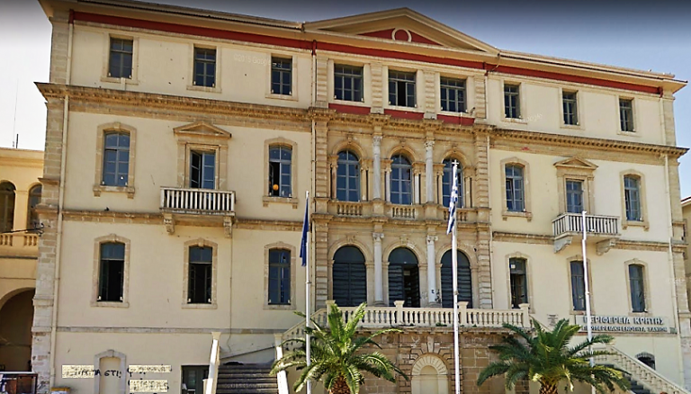 Αποδοκιμασίες κατά Τσίπρα στα Χανιά