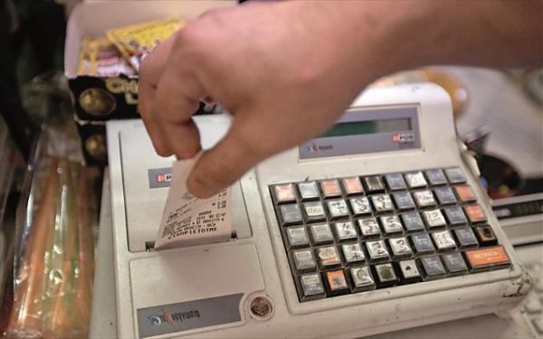 Θεσσαλονίκη: «Λαβράκια» της ΑΑΔΕ σε καφετέριες, νυκτερινά κέντρα και οίκο τελετών