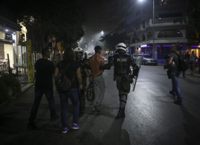 Θεσσαλονίκη: Οκτώ συλλήψεις για τα επεισόδια – Ζημιές στο Δημαρχείο