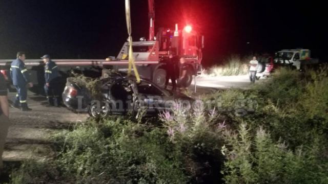 Αγωνία στην Κωπαΐδα: Ψάχνουν για ανθρώπους σε βυθισμένο όχημα