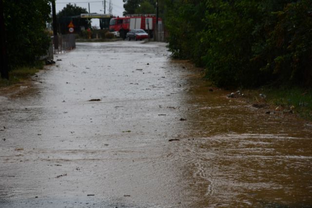 Κυκλώνας «Ζορμπάς»: Ποιοι δρόμοι είναι κλειστοί