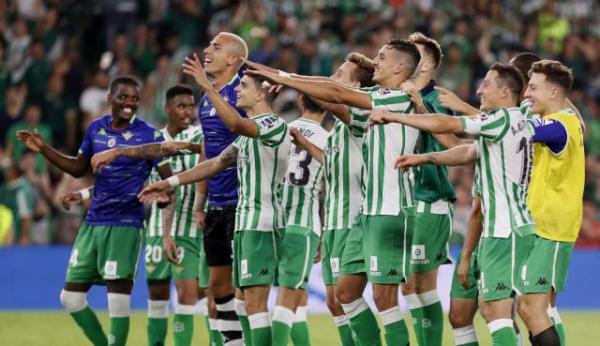 Μπέτις: Ρόστερ 180 εκατ. ευρώ και 50.000 κάρτες διαρκείας