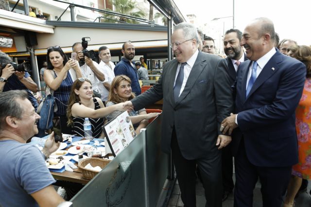Kotzias, Cavusoglu inaugurate renovated Greek Consulate in Izmir with barbs