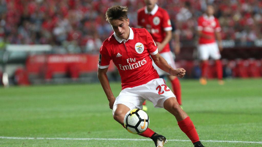 Νέο συμβόλαιο με τη Μπενφίκα ο Σέρβι