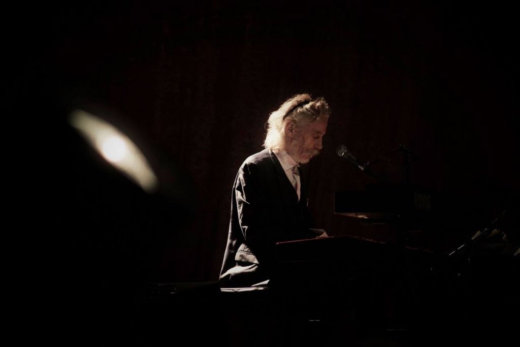Πέθανε ο πιανίστας του Νικ Κέιβ, Κόνγουεϊ Σάβατζ
