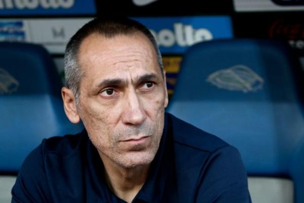 Τους προσγείωσε με… γκάζια ο Δώνης