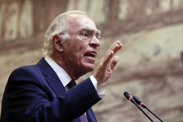 Υπό διάλυση η Κοινοβουλευτική Ομάδα της Ένωσης Κεντρώων