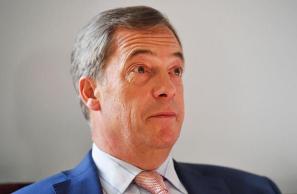 Απούλητο παραμένει πορτρέτο του Φάρατζ στη Βασιλική Ακαδημία Τεχνών του Λονδίνου