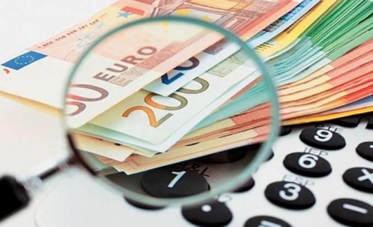 Ρίχνουν «δόλωμα» και για πάγωμα της περικοπής στο αφορολόγητο