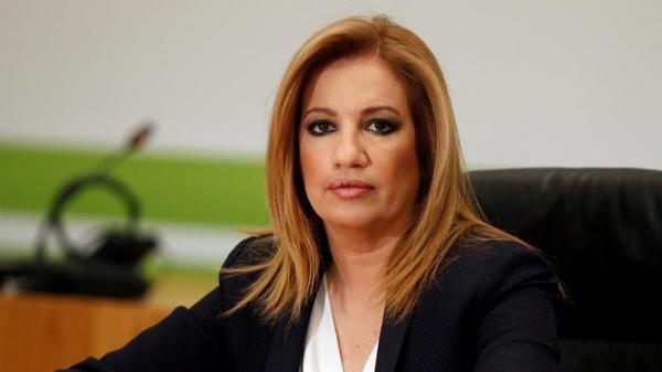 Γεννηματά: Ο κ. Τσίπρας μας έχει δέσει χειροπόδαρα