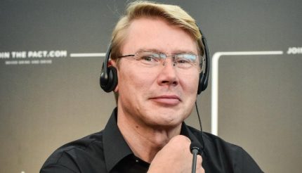 Χάκινεν: Περισσότερο φυσικό ταλέντο ο Χάμιλτον σε σχέση με τον Φέτελ