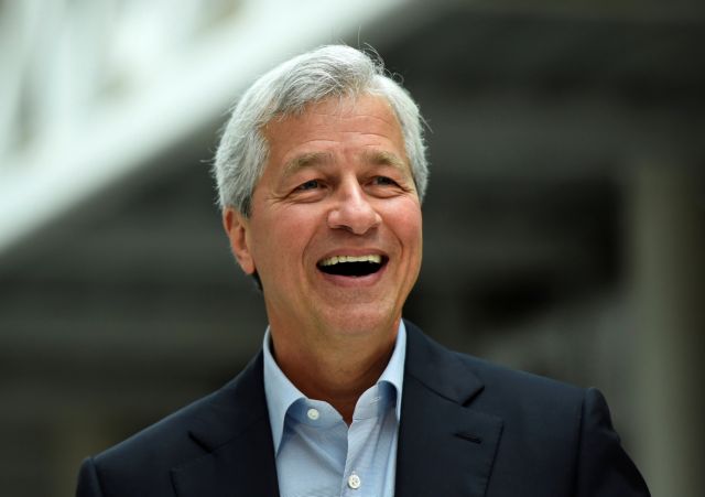 Η Ελλάδα ξαναγίνεται επενδυτικός προορισμός λέει ο επικεφαλής της JP Morgan