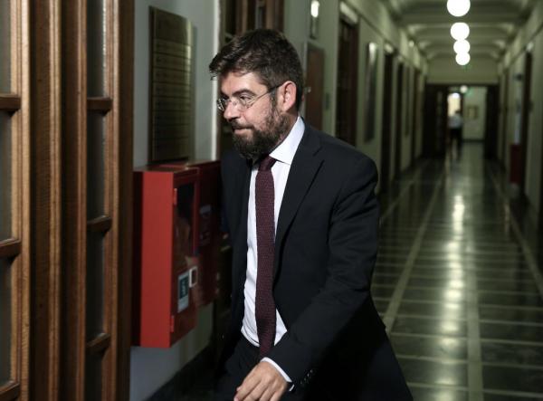 Καλογήρου: Ψευδές και συκοφαντικό το δημοσίευμα των Financial Times