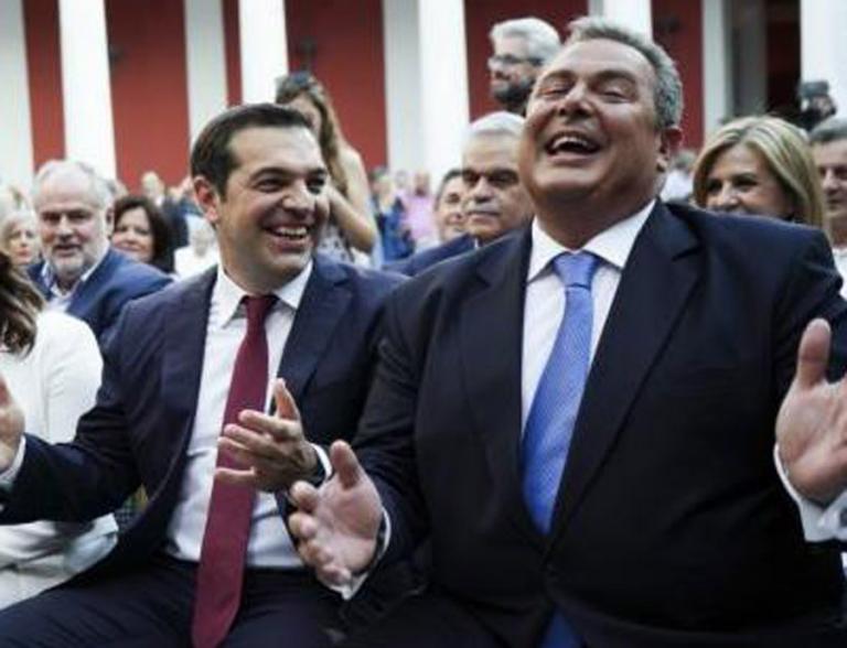 Εικόνες ντροπής: Δημοσιογράφοι στα κρατητήρια επειδή η κυβέρνηση βρίσκεται σε πανικό