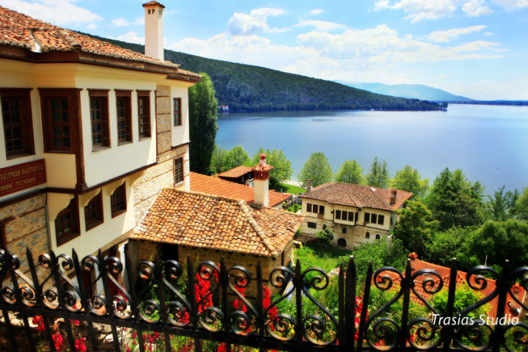 Καστοριά: Μια πόλη με παραδοσιακό χαρακτήρα